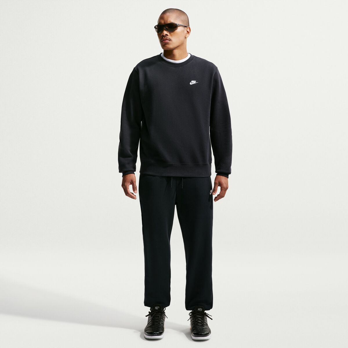 Pantalon Buzo Nike FN3787-010 Negro